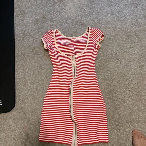 Red and White Striped Juicy Couture Dress - Picture 4 of 6